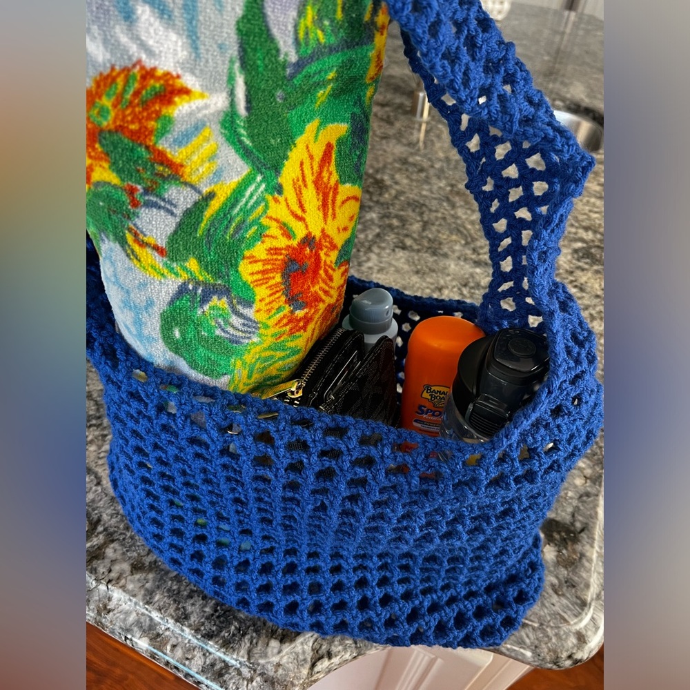 ☀️ Hand Crocheted Blue Boho Beach Tote ☀️ - Picture 5 of 12